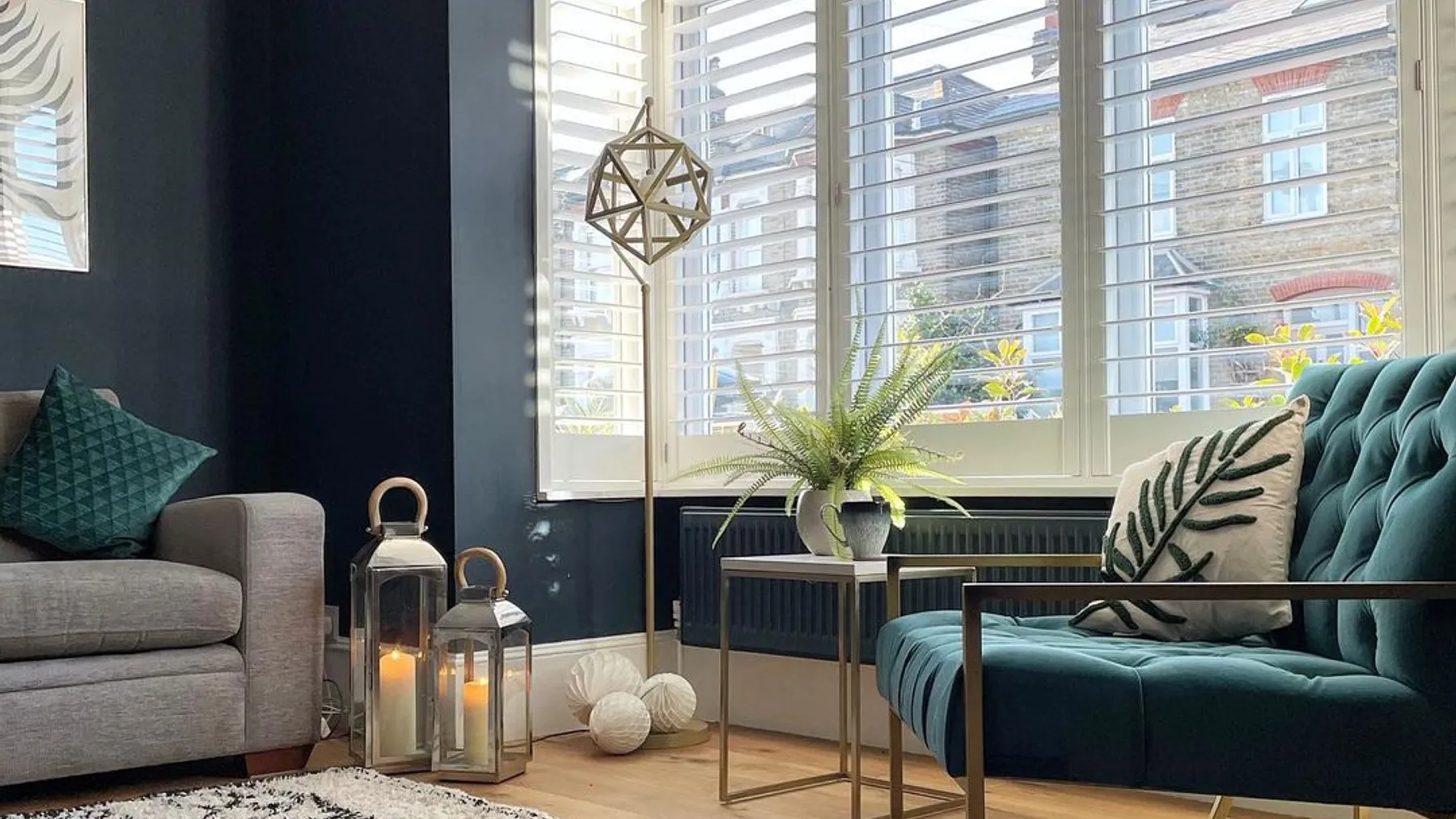 Throughthegreydoor 1